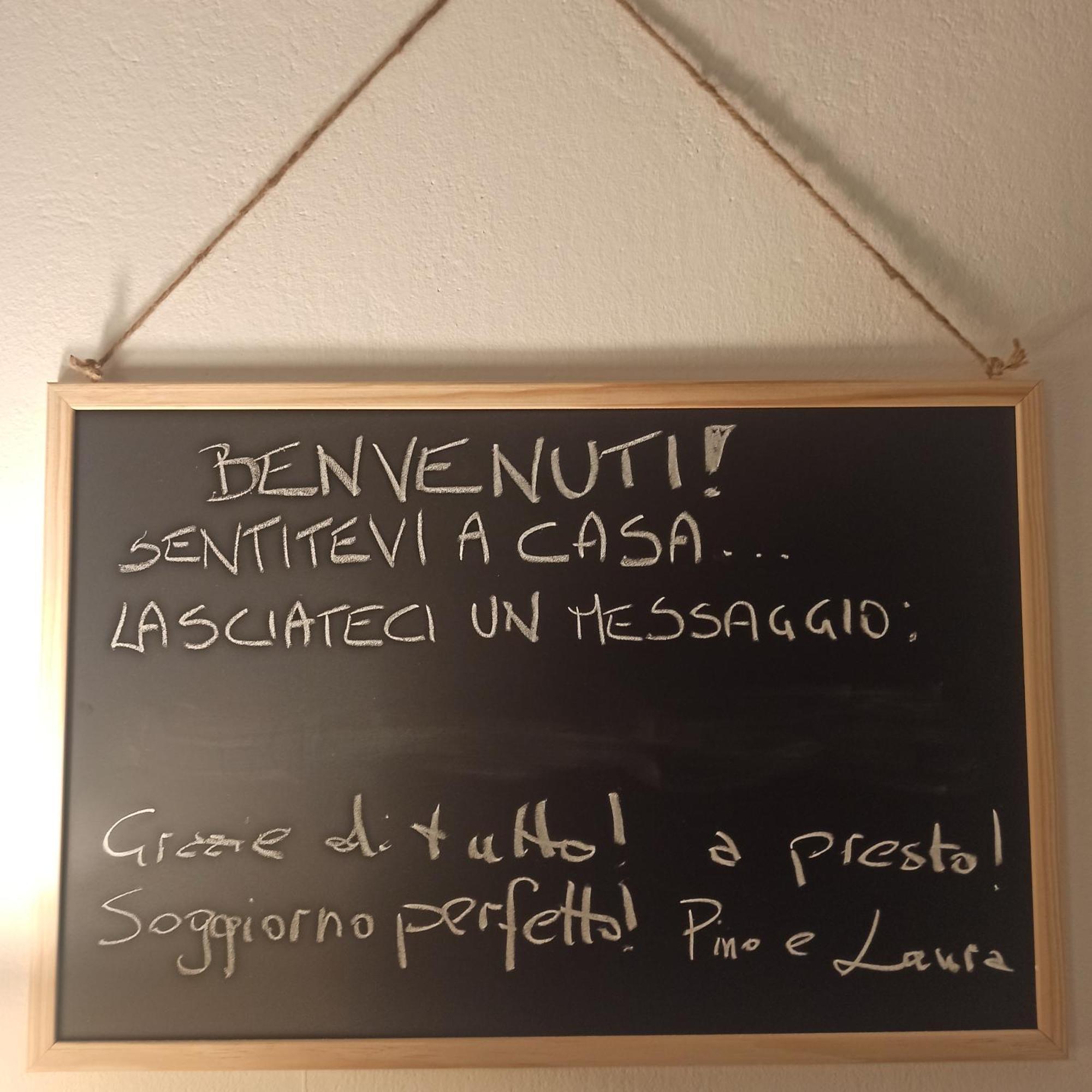 Florence Castle Apartment 2 Bedrooms, 2 Bathrooms Esterno foto