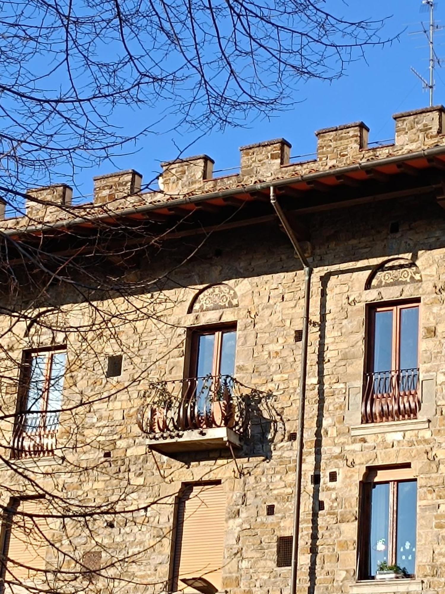 Florence Castle Apartment 2 Bedrooms, 2 Bathrooms Esterno foto