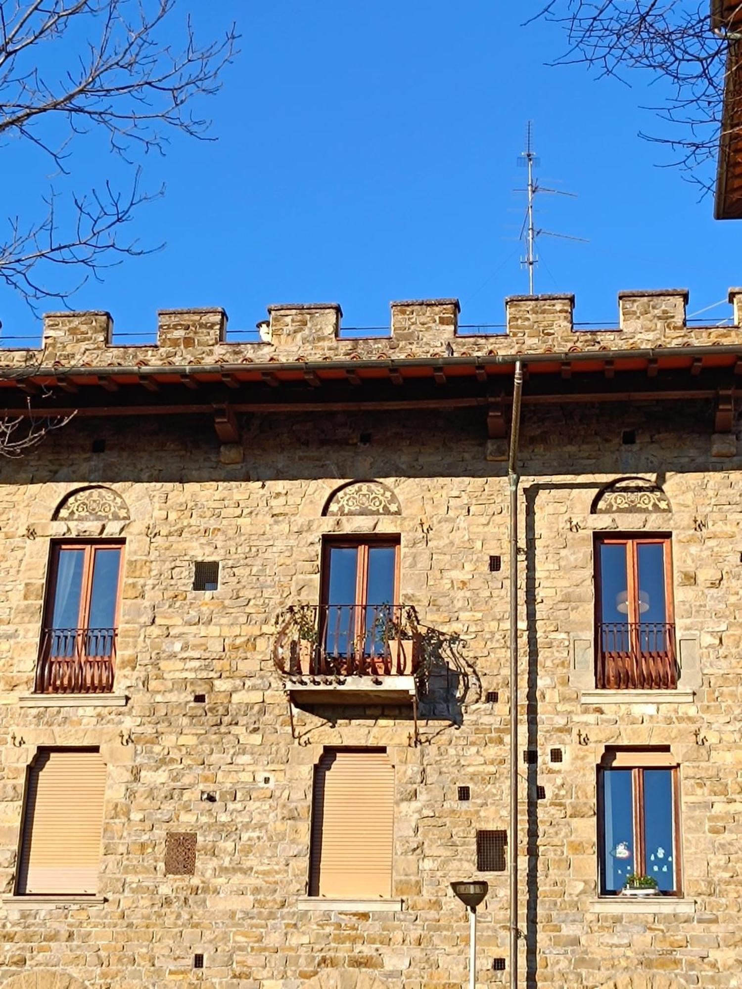 Florence Castle Apartment 2 Bedrooms, 2 Bathrooms Esterno foto