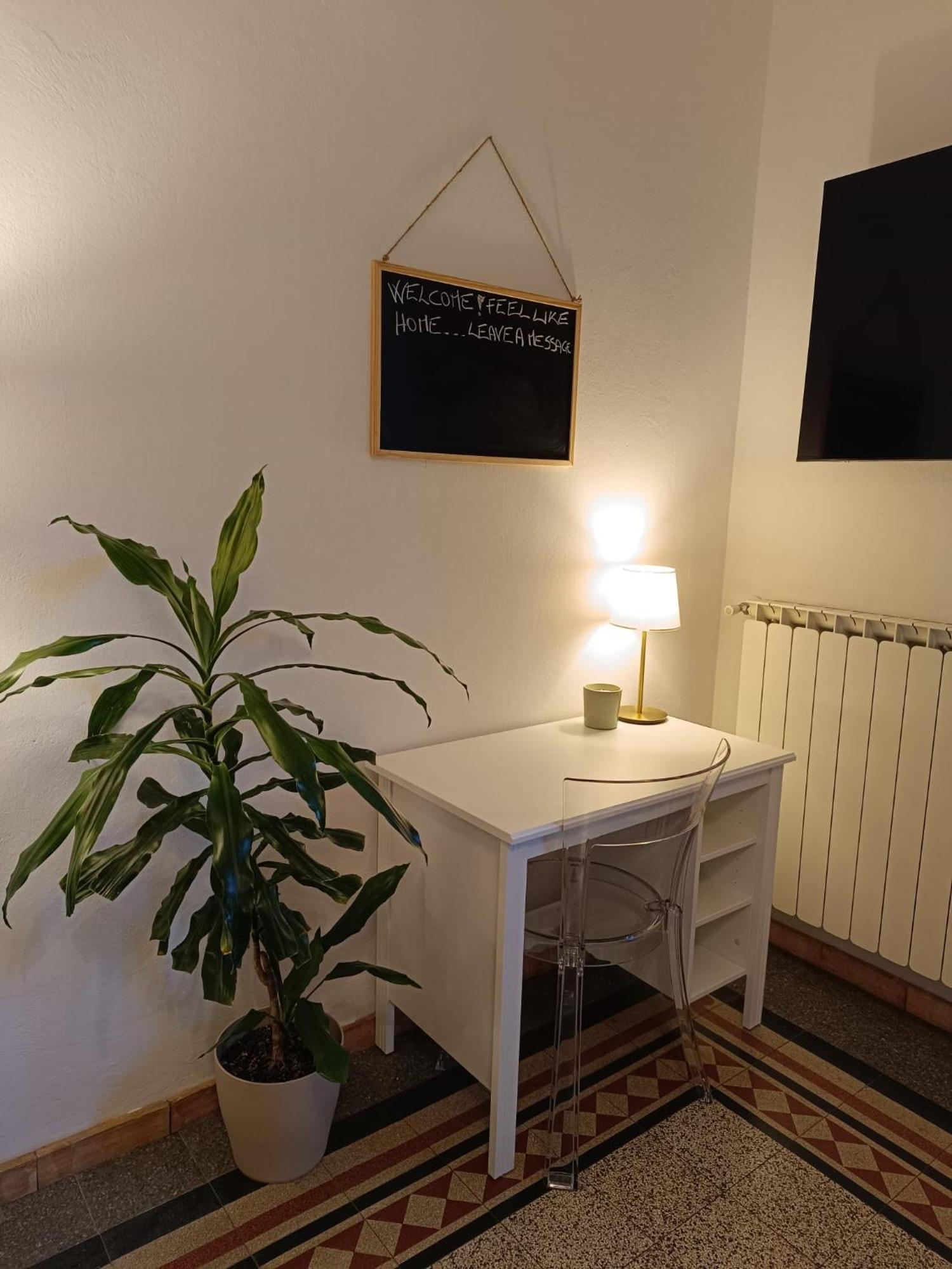 Florence Castle Apartment 2 Bedrooms, 2 Bathrooms Esterno foto